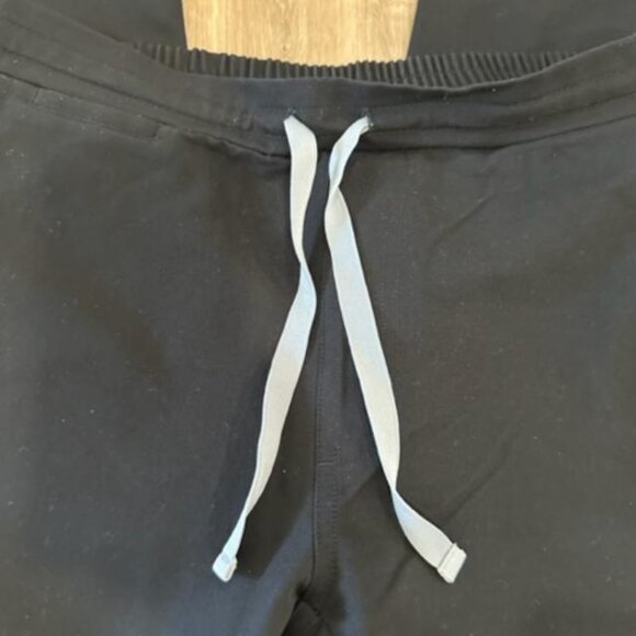FIGS- Black Yola Pants- Size Medium Petite - Picture 4 of 5